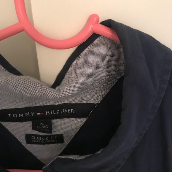 Tommy Hilfiger button down - Picture 2 of 3
